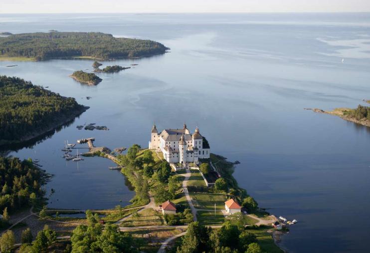 Lackoe Slott on the shores of Vaenern - Europes largest inland lake